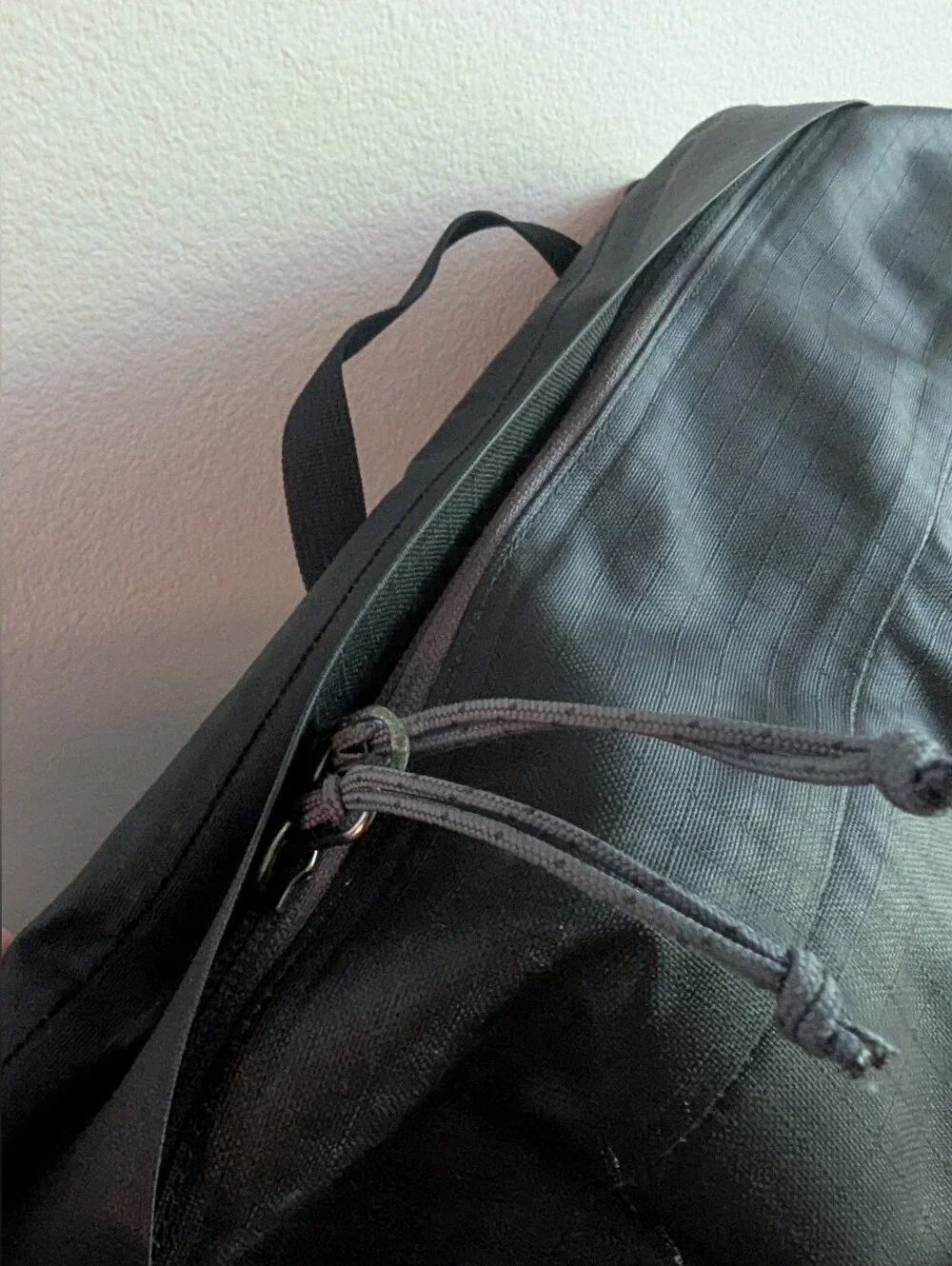 Arc'teryx Lunara 10L Weatherproof Crossbody Shoulder Bag - Rare Discontinued